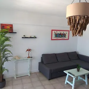 https://apartamento-acogedor-con-vistas-al-mar.es-andalucia.com